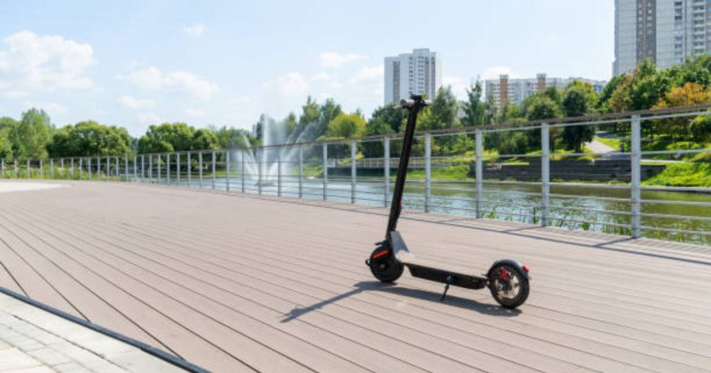 električni romobil Ninebot KickScooter ES1