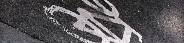 saobraćajni znak bicikla označen na cesti